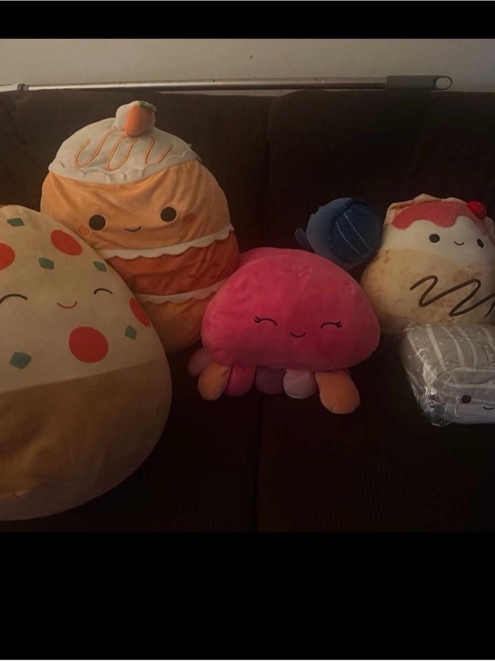 Squishmallow bundle
